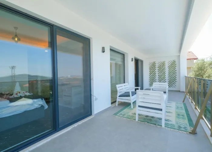 Marsel Evi 2 Oeluedeniz *