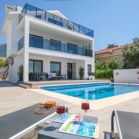 Marsel Evi 2 Oeluedeniz Villa Fethiye